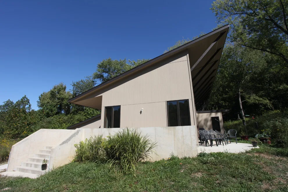 Lorton Home by L Noggle Architectural Designs - Photo 2