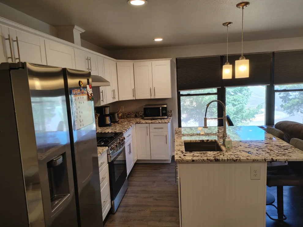 Strong Builders LLC - Photo 4