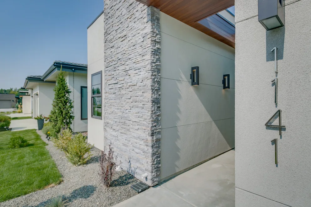 Contemporary Revamp by Solitude Homes - Photo 22