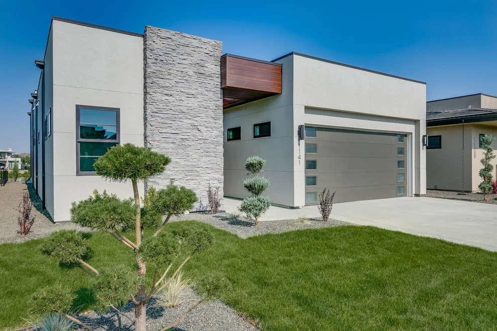Contemporary Revamp by Solitude Homes - Photo 28