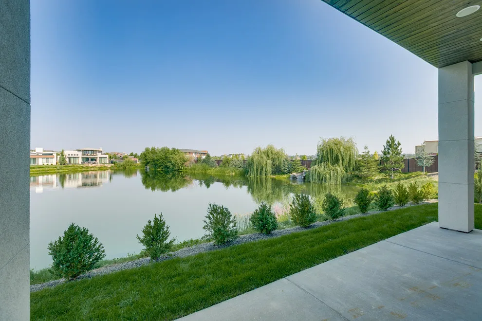 Contemporary Revamp by Solitude Homes - Photo 36
