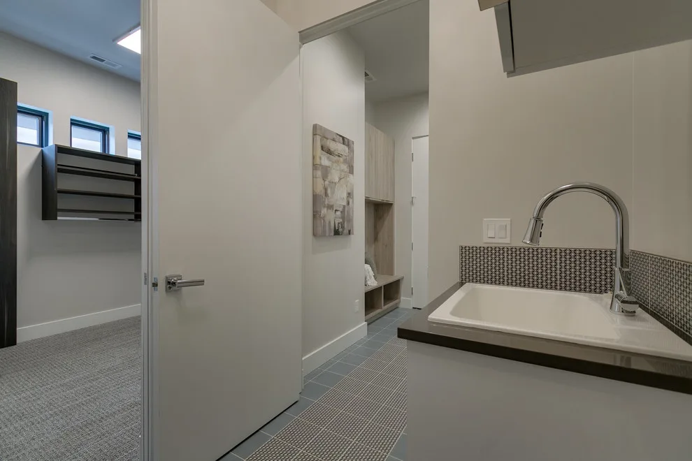 Contemporary Revamp by Solitude Homes - Photo 15