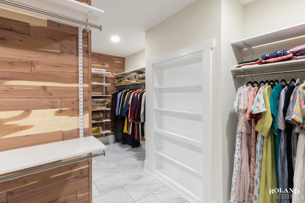 Glendale Sublevel by Roland Builder, Inc. - Photo 2