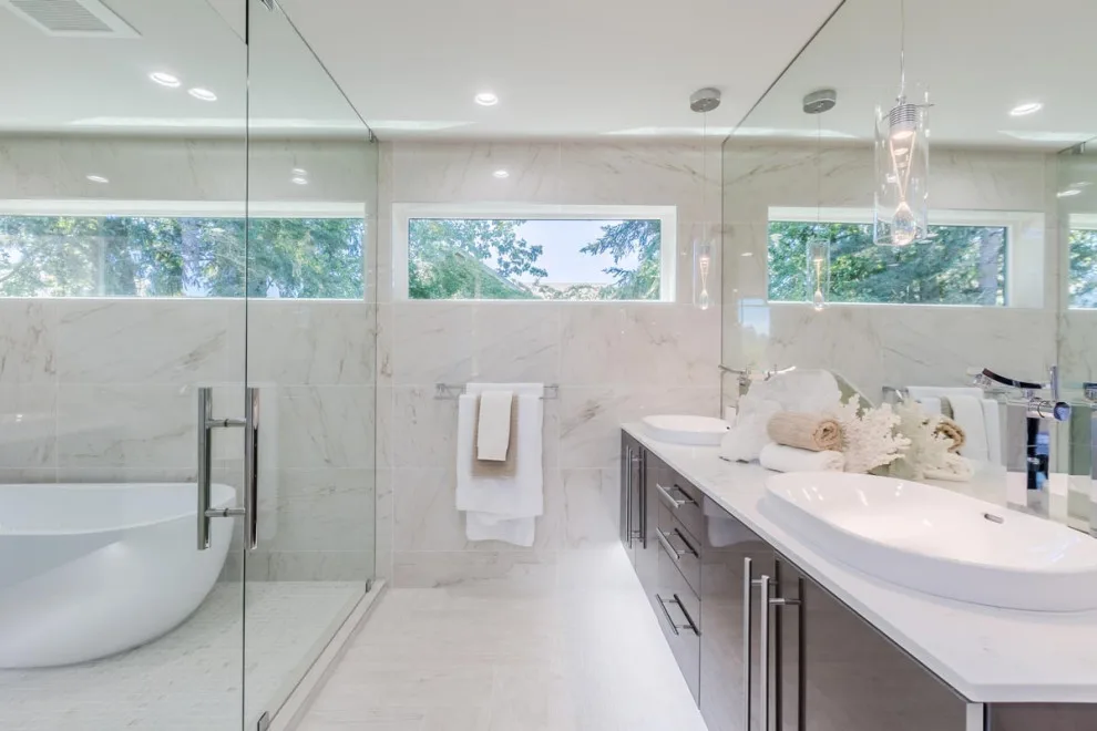 Contemporary Residence with Elegant Design by United Signature Tacoma - Photo 6
