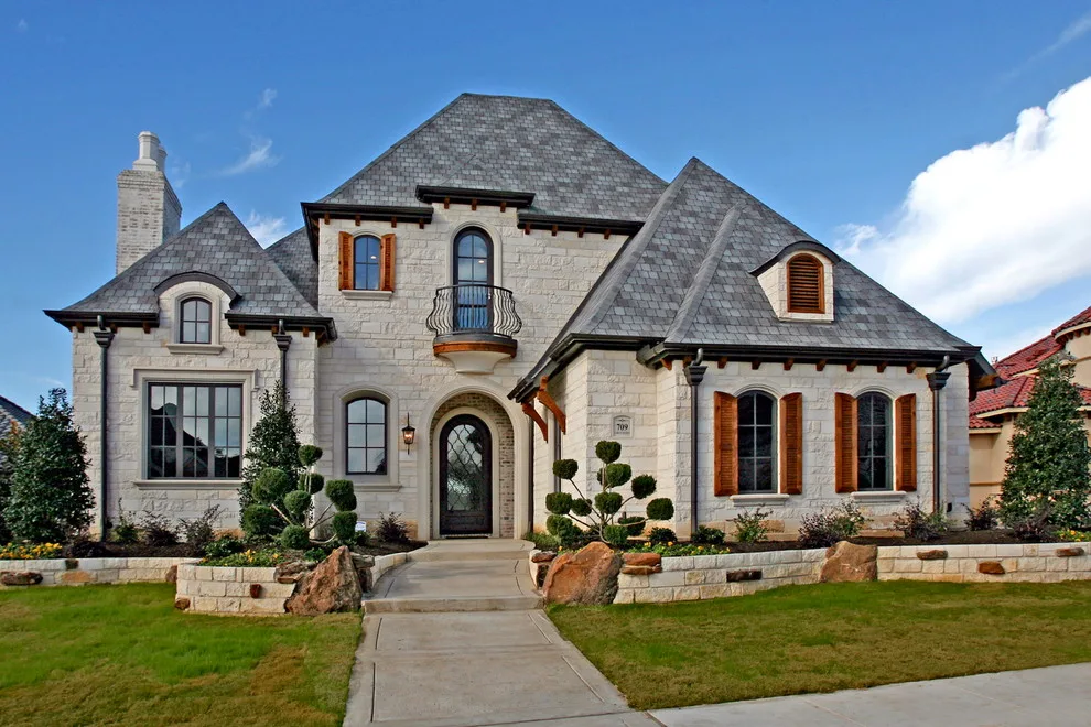 Opulent Residence Estate by Atwood Custom Homes - Photo 42