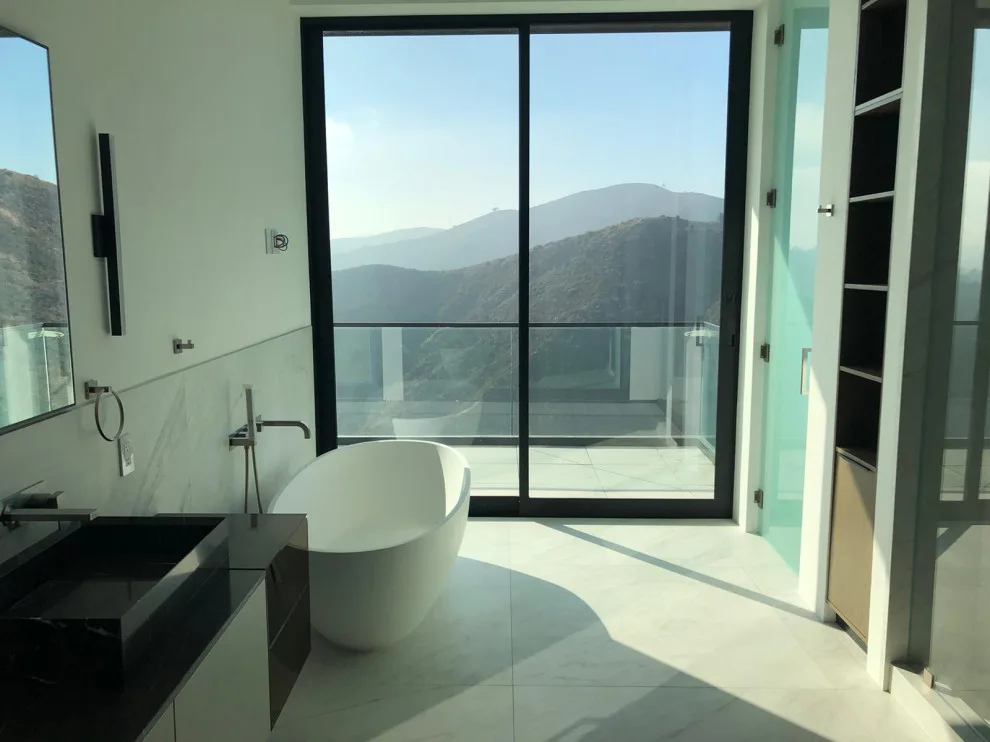 Laguna Beach CA Luxury Master Bath by OC Builders Group - Photo 10