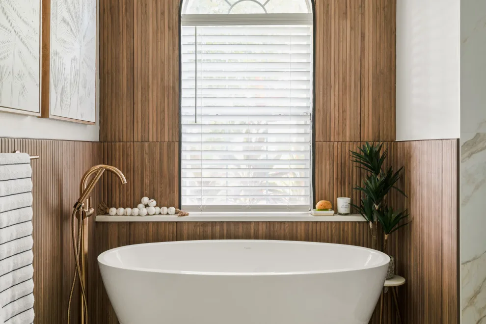 Contemporary Luxury Primary Bathroom by Sarah Kraus Bartelson - S&W Kitchens - Photo 14