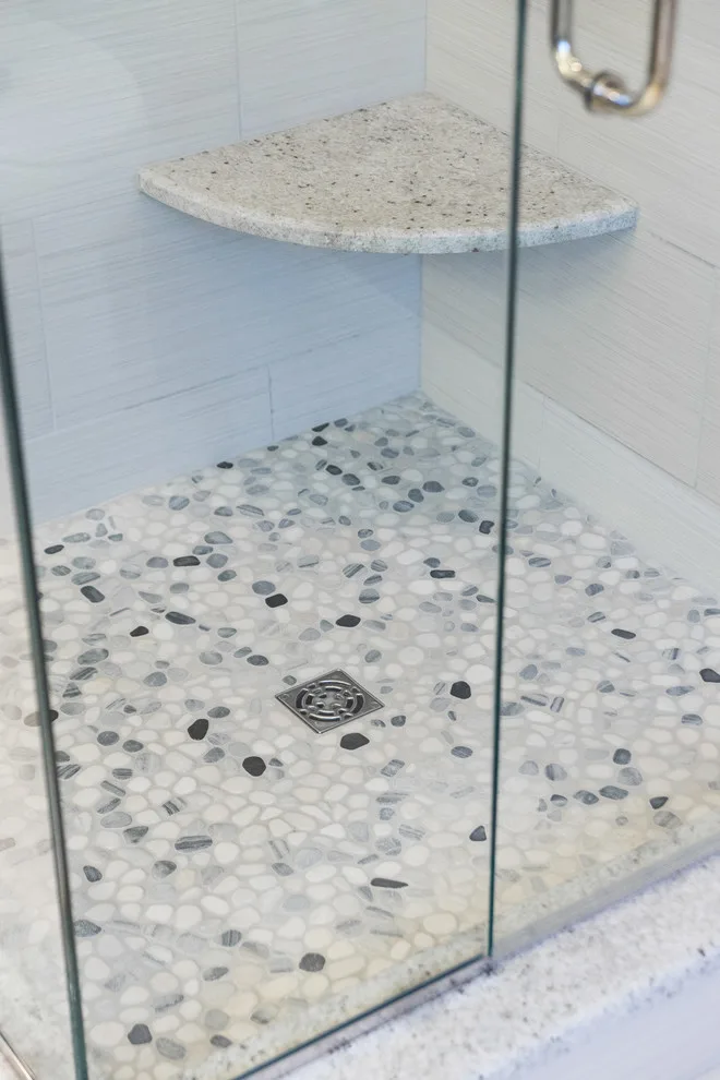 LZ Executive Suite by Labra Design Build - Photo 12