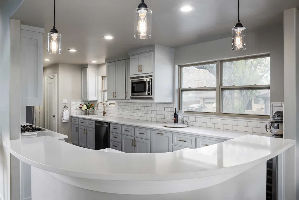 M-Streets Transitional Kitchen Renovation by Blackline Renovations - Photo 4