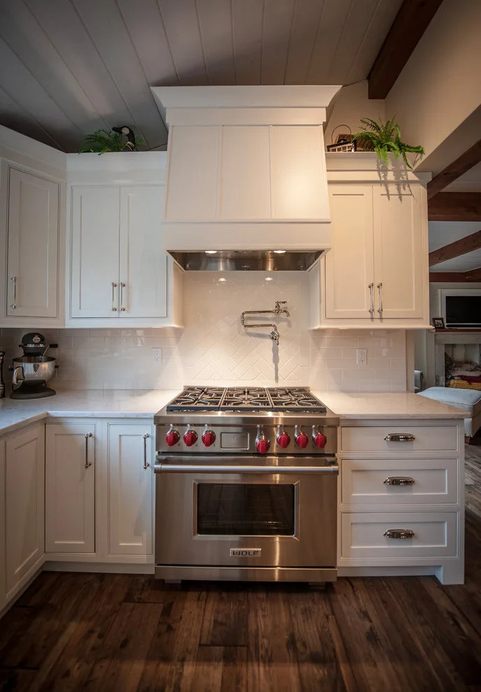 Farmhouse on Main Street by Yankee Barn Homes - Photo 5
