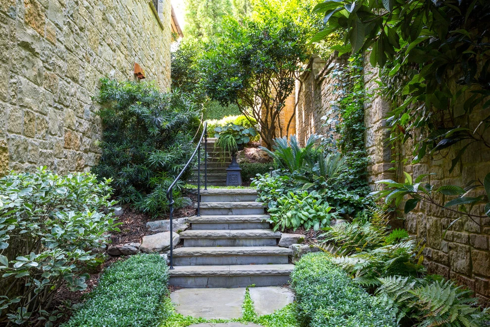 John's Creek Residence by Joe A. Gayle & Associates - Photo 10