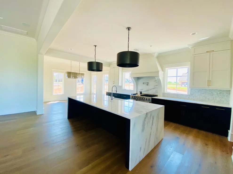 Custom Manor Lake by Byrd Building - Photo 8