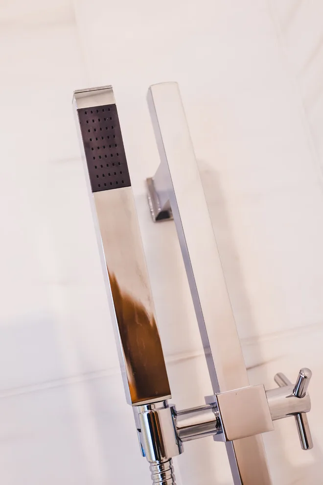 57th Ct Bathroom Renovation by Innovative Design Build, Inc - Photo 3