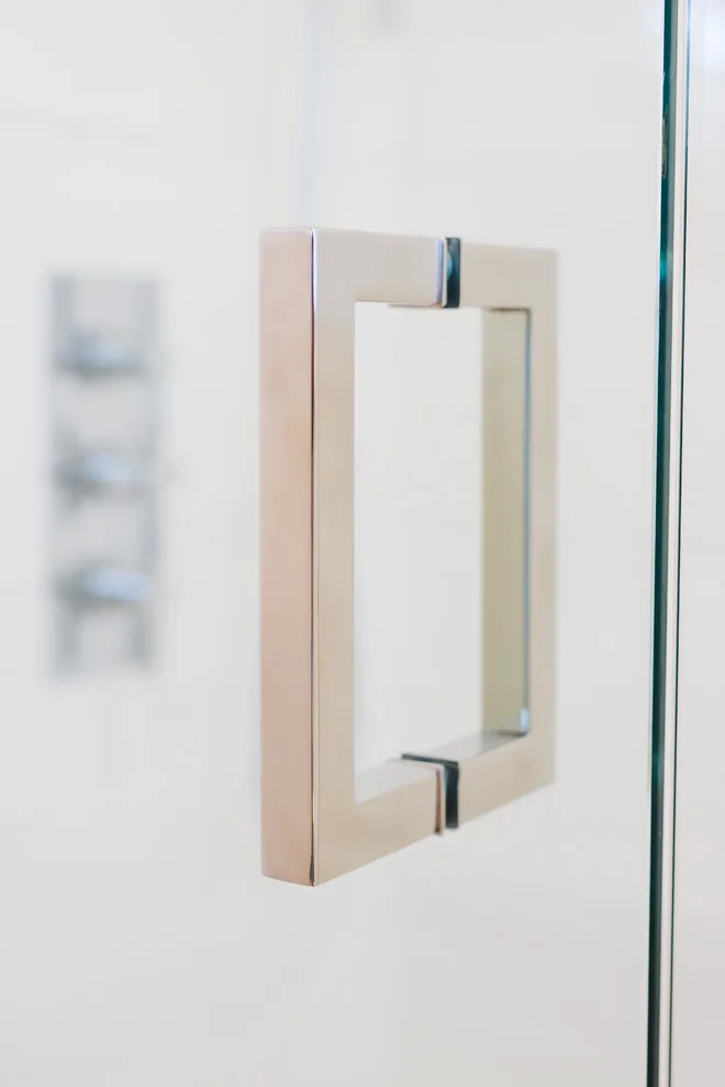 57th Ct Bathroom Renovation by Innovative Design Build, Inc - Photo 10