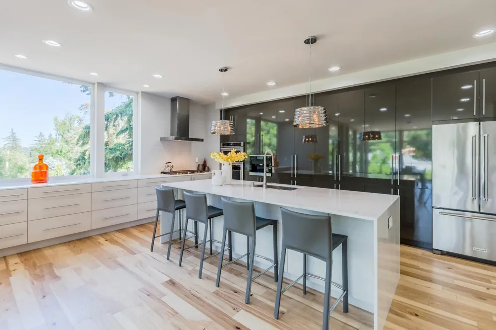 Contemporary Luxury Home Design by United Signature - Photo 2