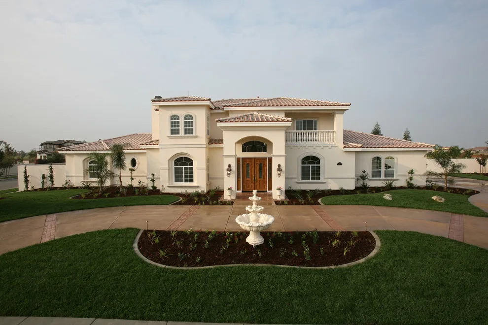 Mediterranean Golf Course Residence by Sweaney Custom Homes, Inc. - Photo 4