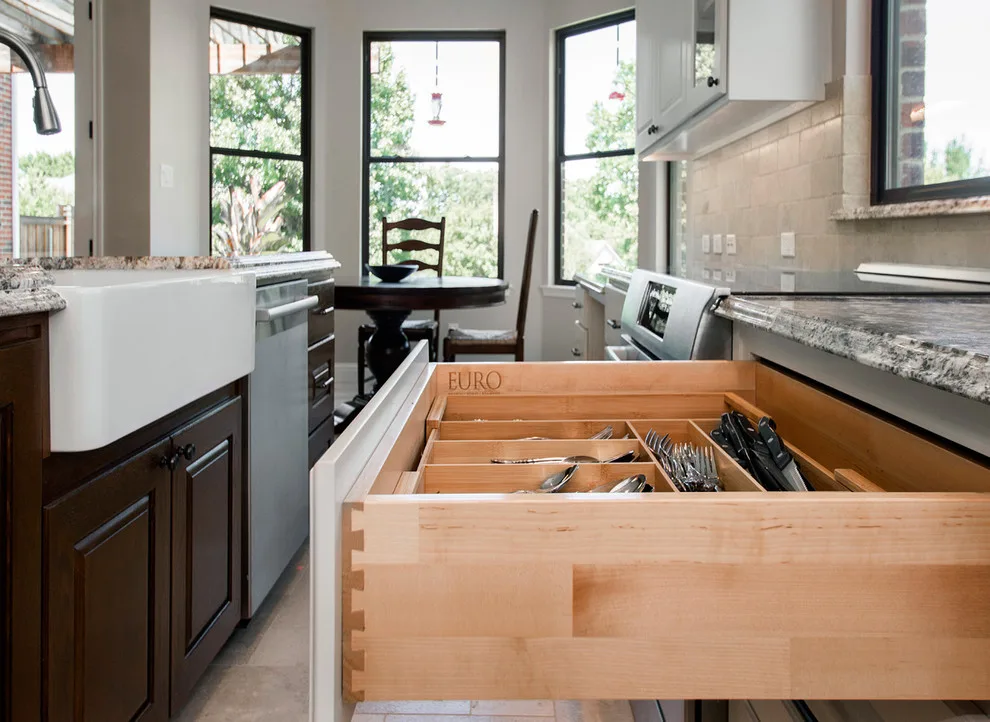Mediterranean Cuisine by EURO Design Build - Photo 11
