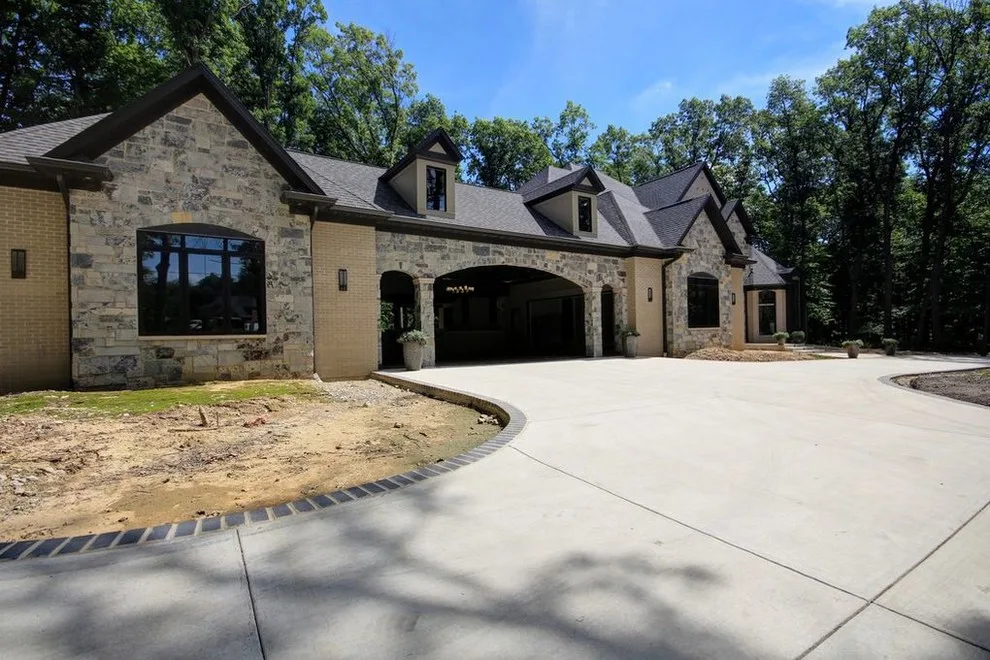 Mennenga Home by Premier Homes Of Illinois, Inc - Photo 54