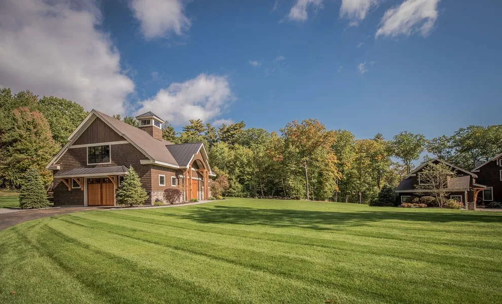 Meredith Residence and Stable by Yankee Barn Homes - Photo 18