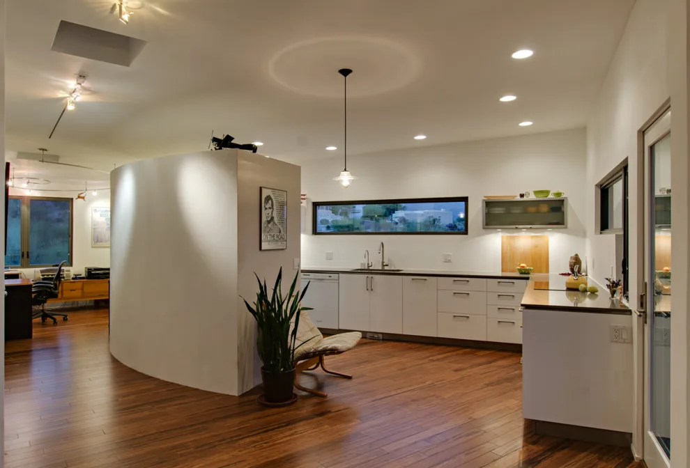 Tuesday Thursday Residence: Architect Constructs Personal Space by Taylordesign + BUILD - Photo 11