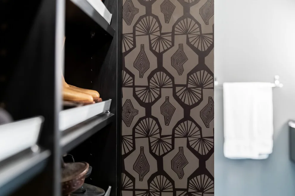 Mid-Century Charm: A Bathroom Transformation by Bluestem Remodeling - Photo 2