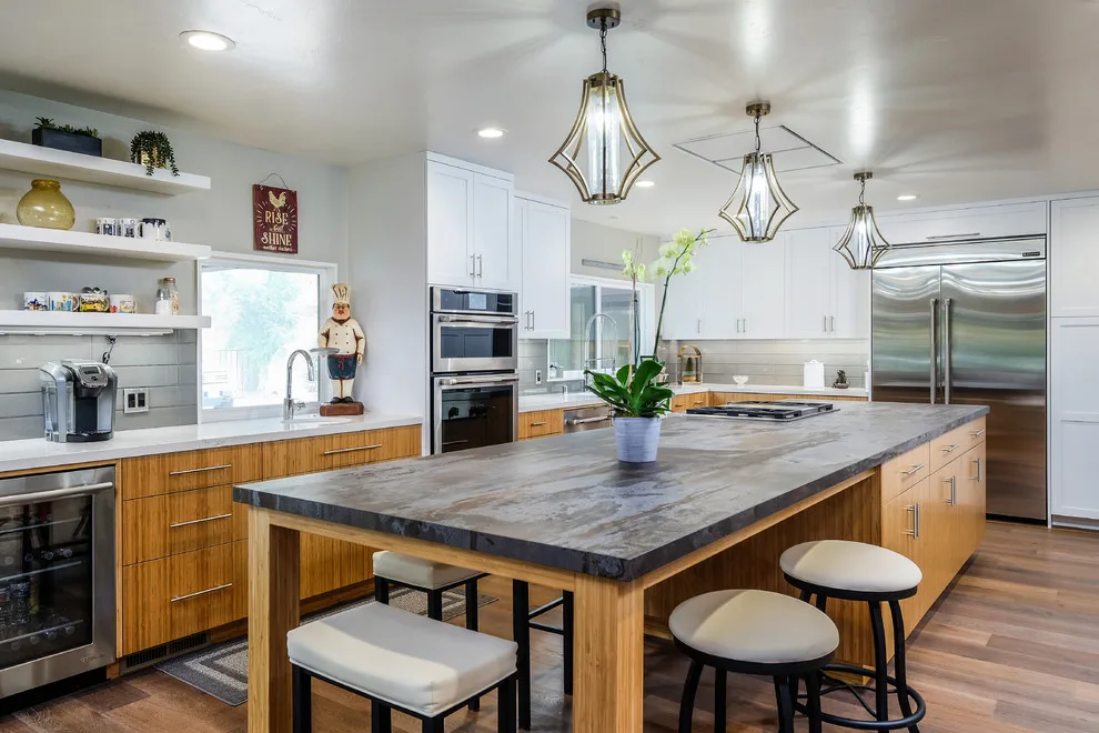 Mid-Century Ranch Revamp by Morse Custom Homes And Remodeling - Photo 4