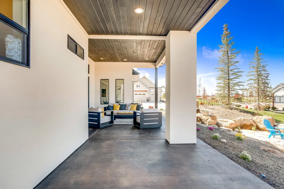 Contemporary Industrial by Solitude Homes - Photo 13