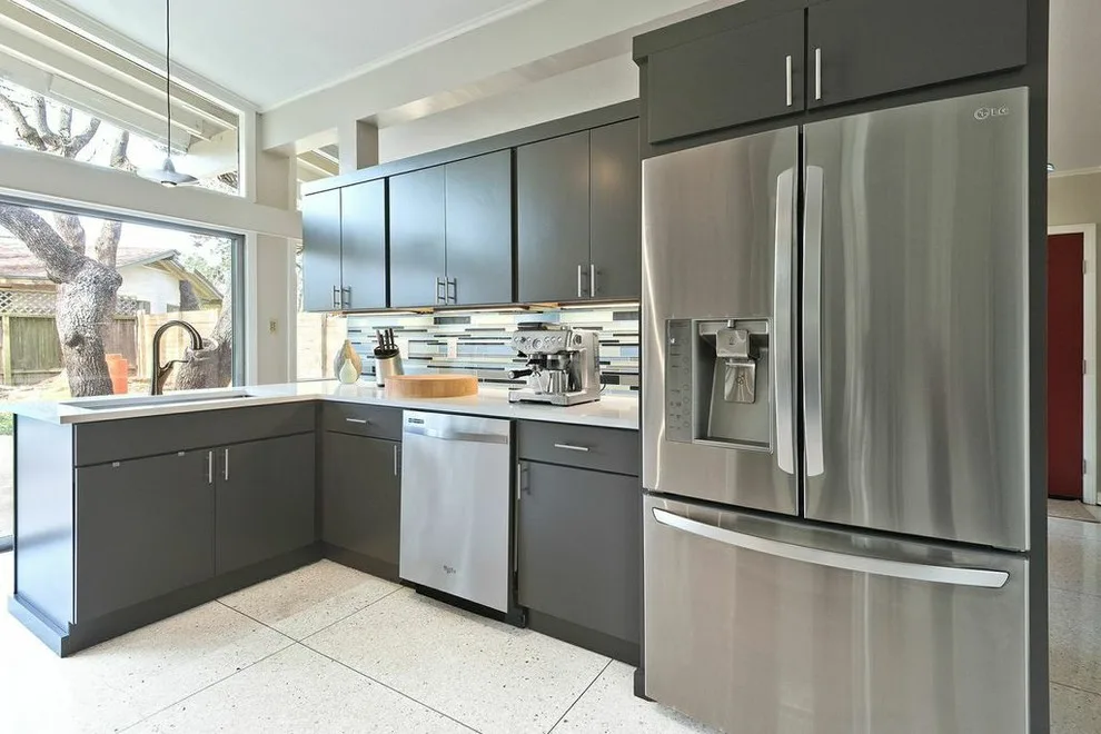 Forest Oaks Midcentury Modern Kitchen by Virtuoso Builders - Photo 5
