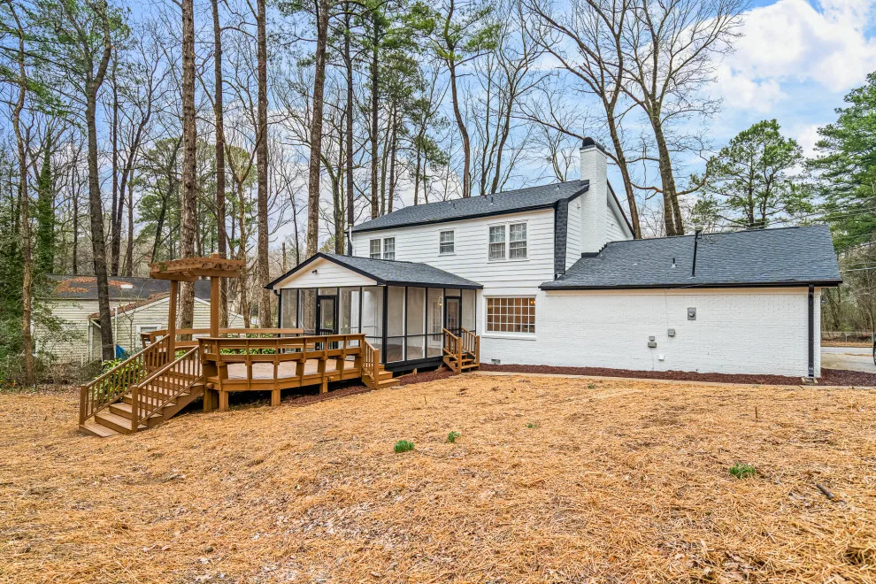 Millbrook Modern: Enhanced Living with Timeless Elements by Hykal Homes LLC - Photo 5