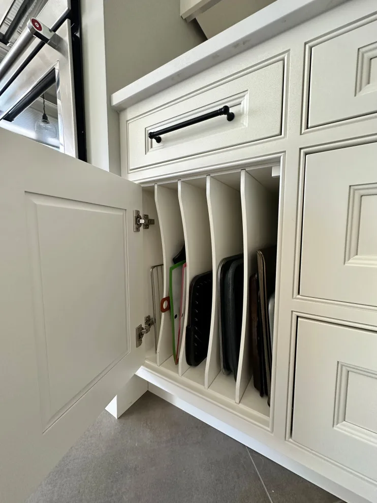 Custom Kitchen on Milton Road by Casey Eves Design - Photo 4