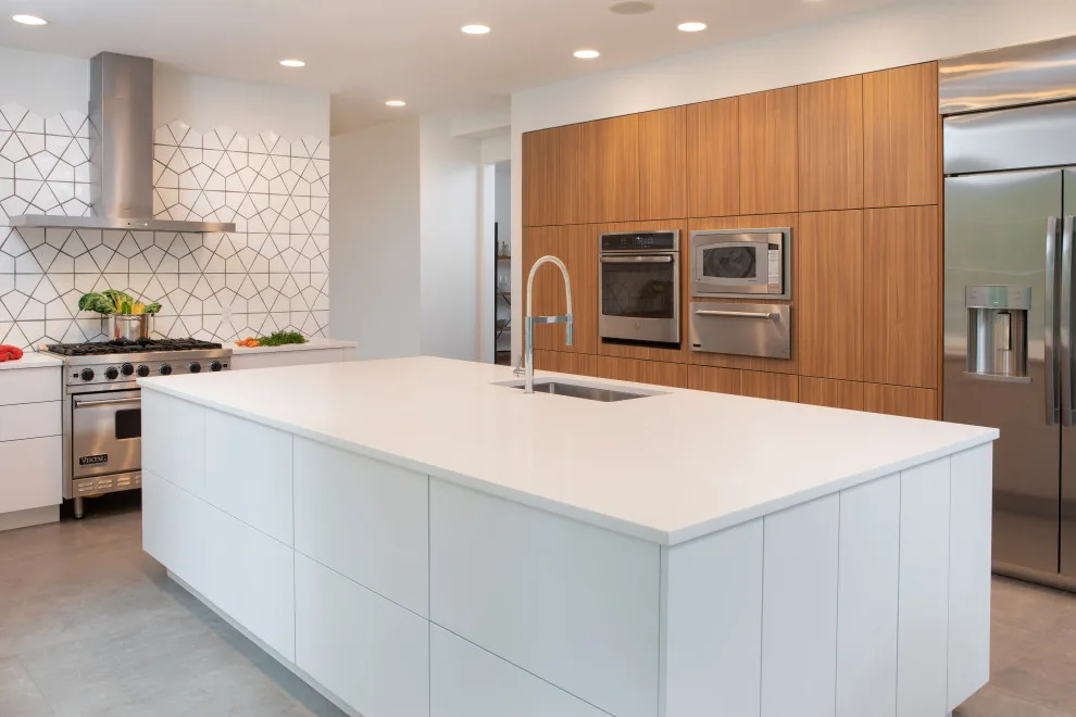 Contemporary Simplicity by Creative Design Construction, Inc. - Photo 3