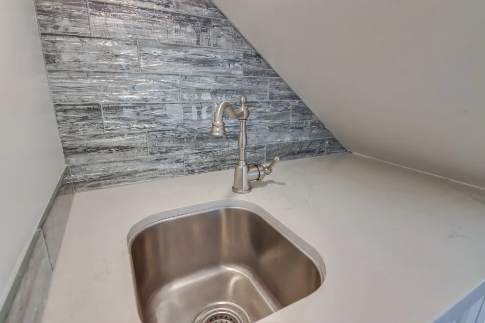 Mission Hills Second Story Expansion by DM Hultenius Corporation - Photo 18