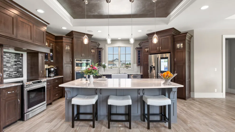 Vision Custom Build + Remodel - Photo 11