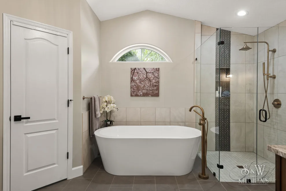Contemporary and Sophisticated Master Bath by Sarah Kraus Bartelson - S&W Kitchens - Photo 4