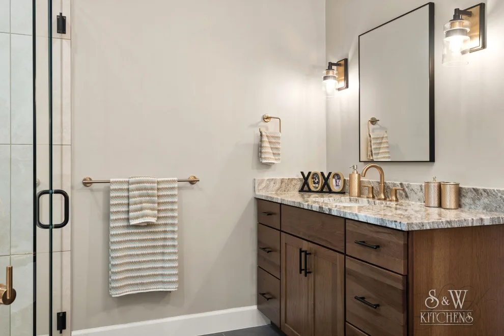 Contemporary and Sophisticated Master Bath by Sarah Kraus Bartelson - S&W Kitchens - Photo 2