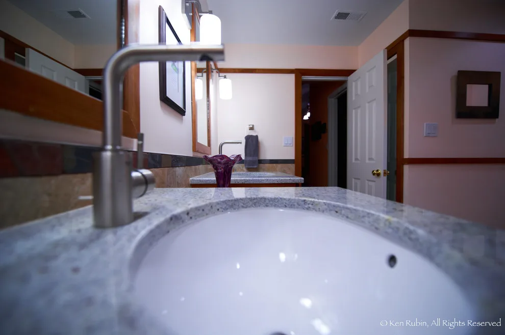 Contemporary Asian Spa by Construction Solutions - Photo 9