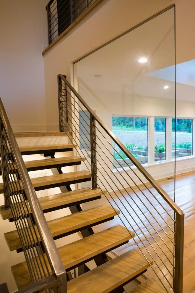 Contemporary Atrium Central Residence by WSM Craft - Photo 12