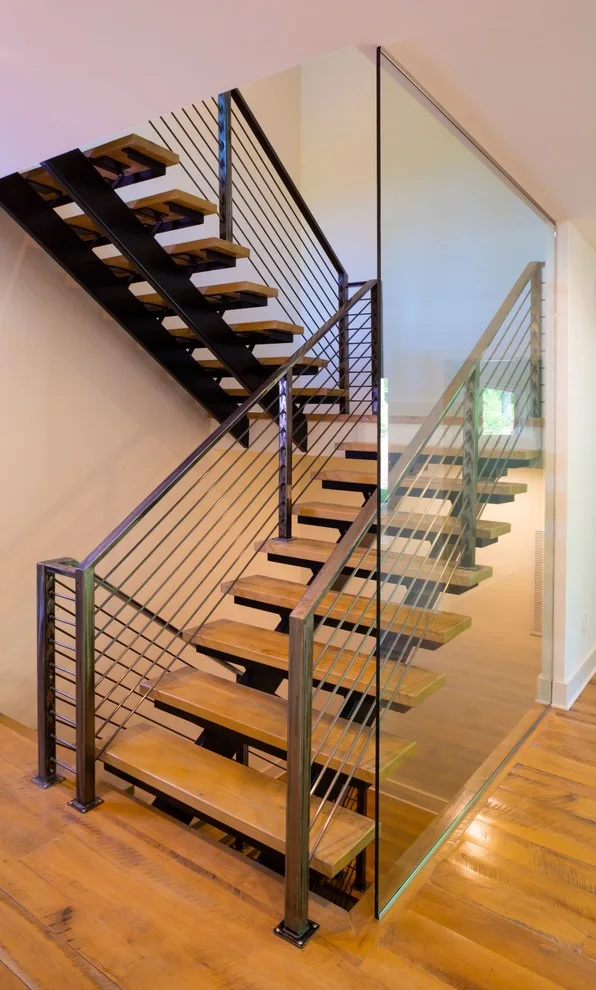 Contemporary Atrium Central Residence by WSM Craft - Photo 8