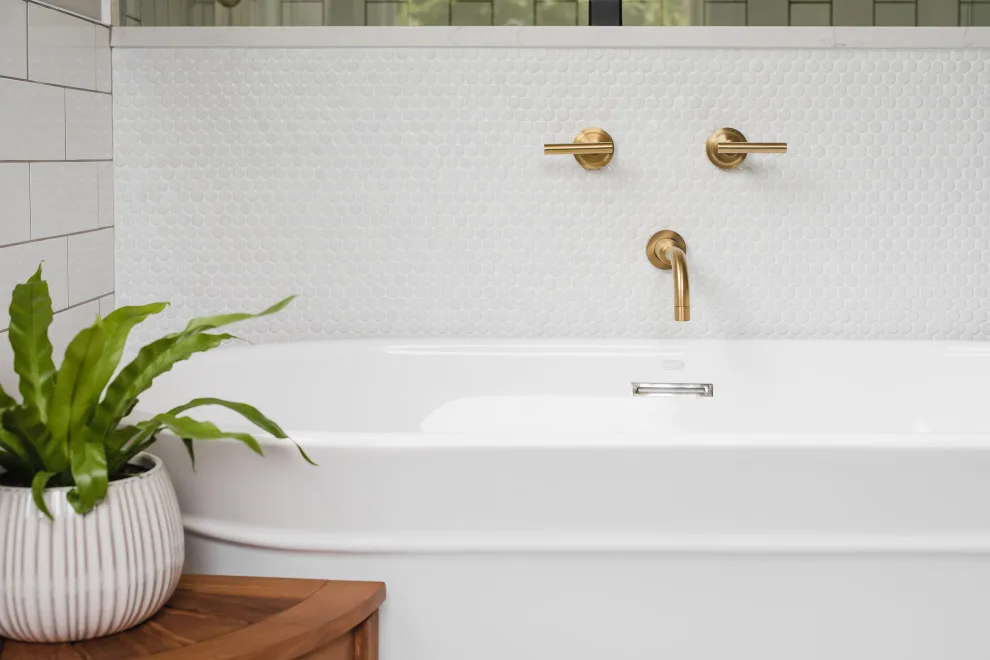 Contemporary Bath Makeover by Craft And Trade Renovations LLC - Photo 26