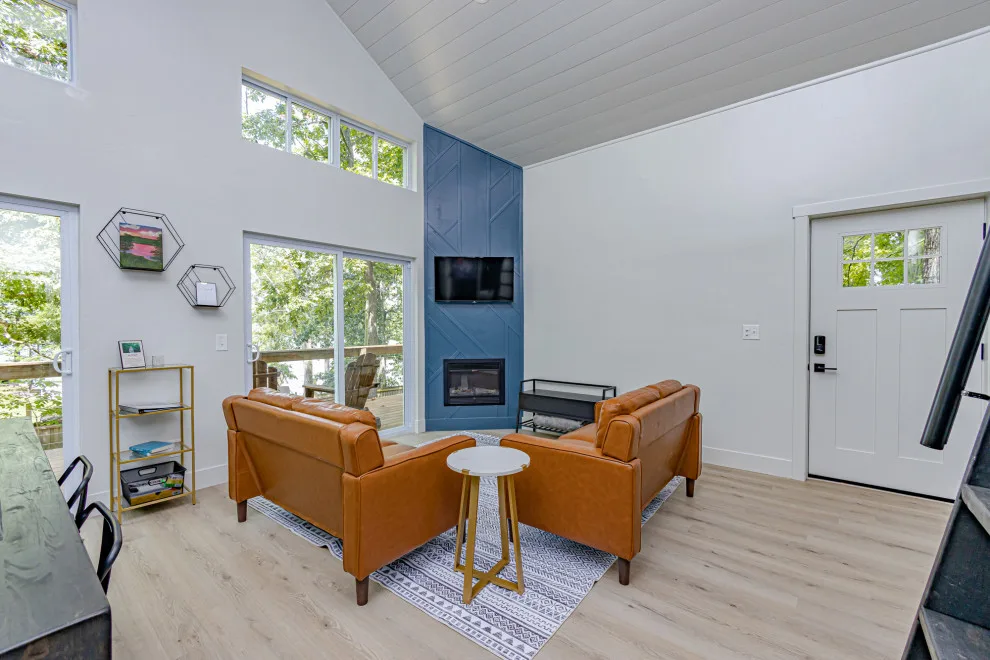 Contemporary Coastal Loft Louisville by Buildersmith Inc. - Photo 4