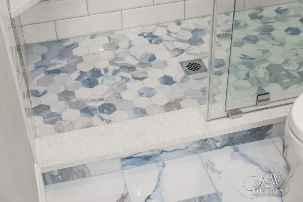 Contemporary Blues Luxury Bathroom by Sarah Kraus Bartelson - S&W Kitchens - Photo 5