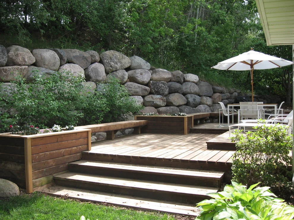 Traditional Landscape by Landscape Renovations, Inc. - Photo 4