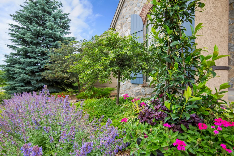 Outdoor Living by Landscape Renovations, Inc. - Photo 15