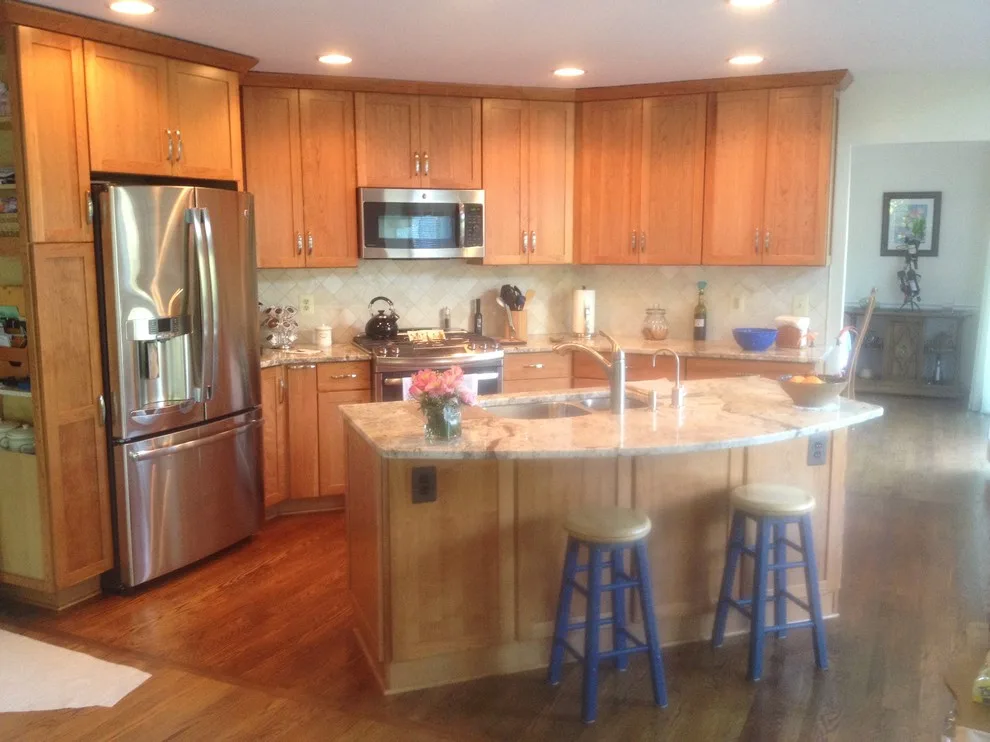 Contemporary Cherry Kitchens by Construction Solutions - Photo 5