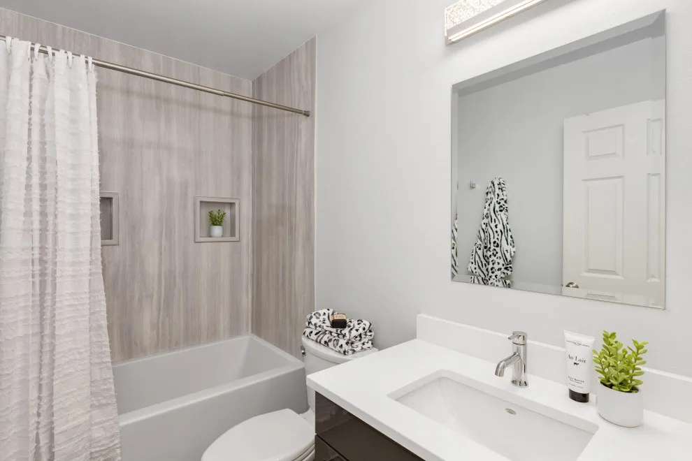 Contemporary Elegant Kitchens and Bathrooms by THE Remodel Group - Photo 6