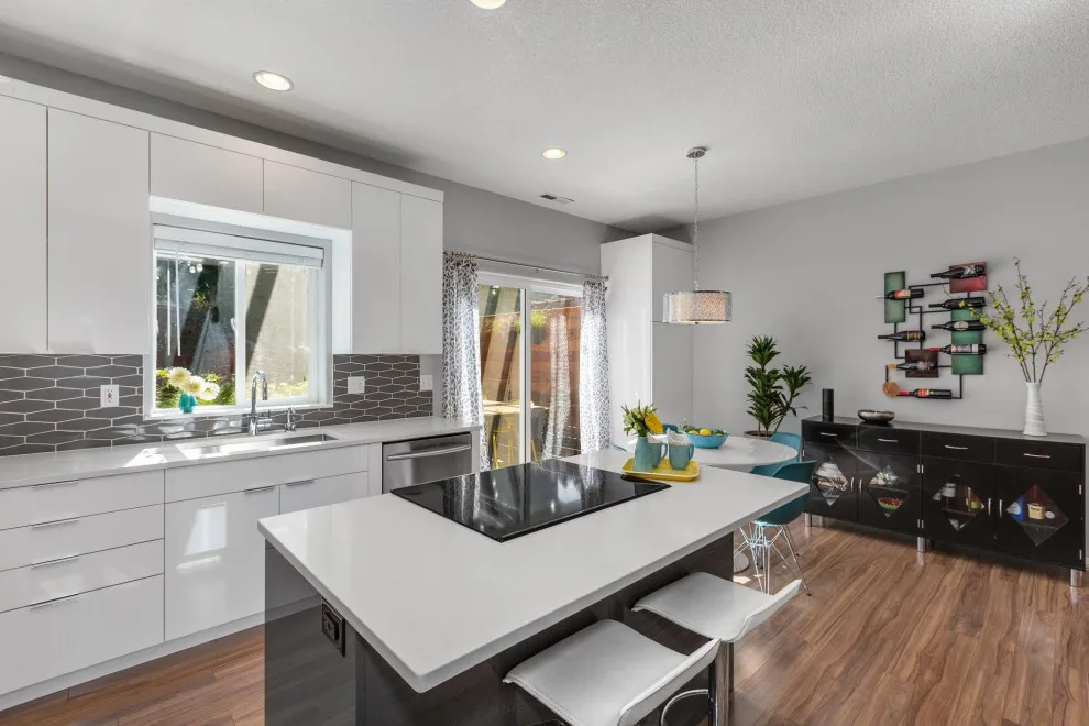 Contemporary Elegant Kitchens and Bathrooms by THE Remodel Group - Photo 2