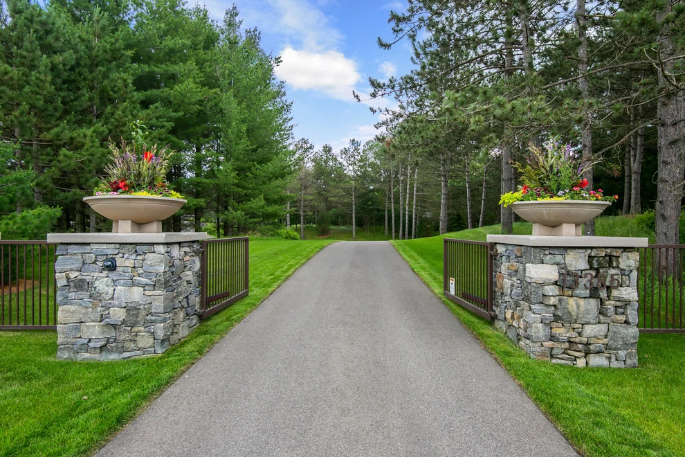West Lakeland Twp. Landscaping by Landscape Renovations, Inc. - Photo 8
