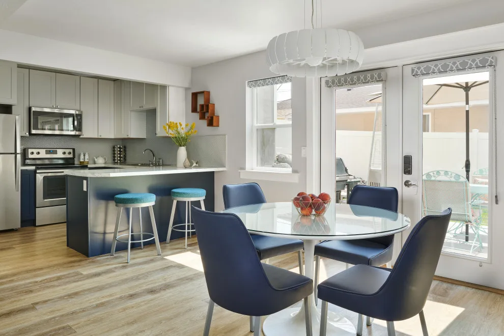 Contemporary Craftsman Bespoke Residence by Liberty Design + Build - Photo 13