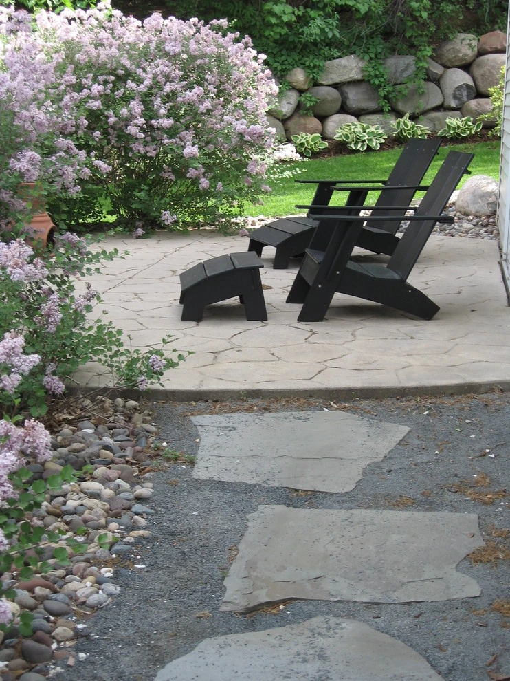 Traditional Landscape by Landscape Renovations, Inc. - Photo 5
