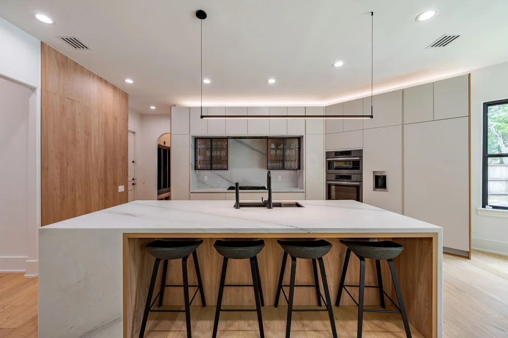 Contemporary Upgrade Complete Renovation by JoJo Wong Design And Build - Photo 4